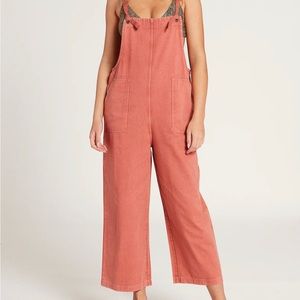 Volcom tie overall nwt sandy stone romper